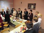 fot. burmistrz odczytuje fragment ewangelii
