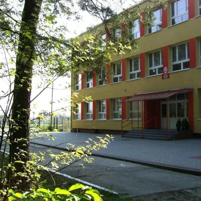 Termomodernizacja szkoły w Szczedrzyku
