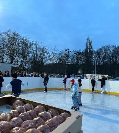 Pączkowe Ice Party porwało mieszkańców Ozimka