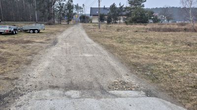 Ulica Opolska w Schodni przed remontem.